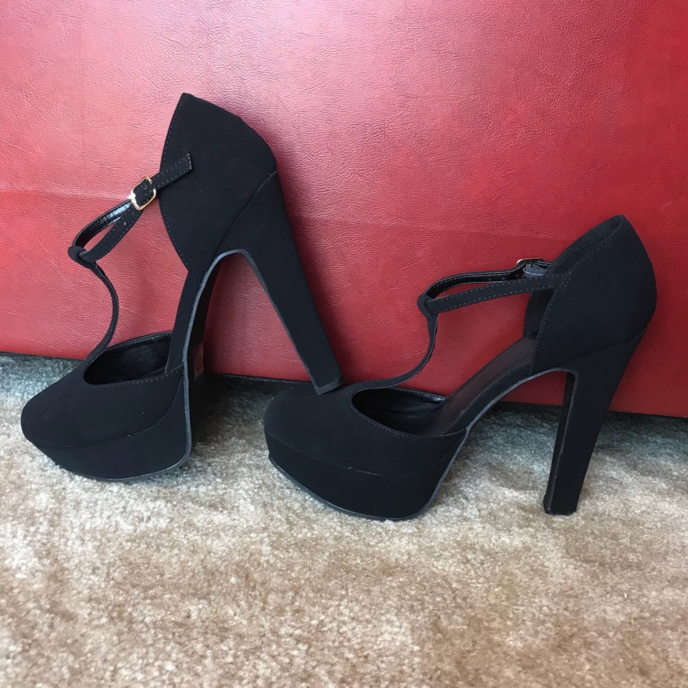 Black Classy Heels